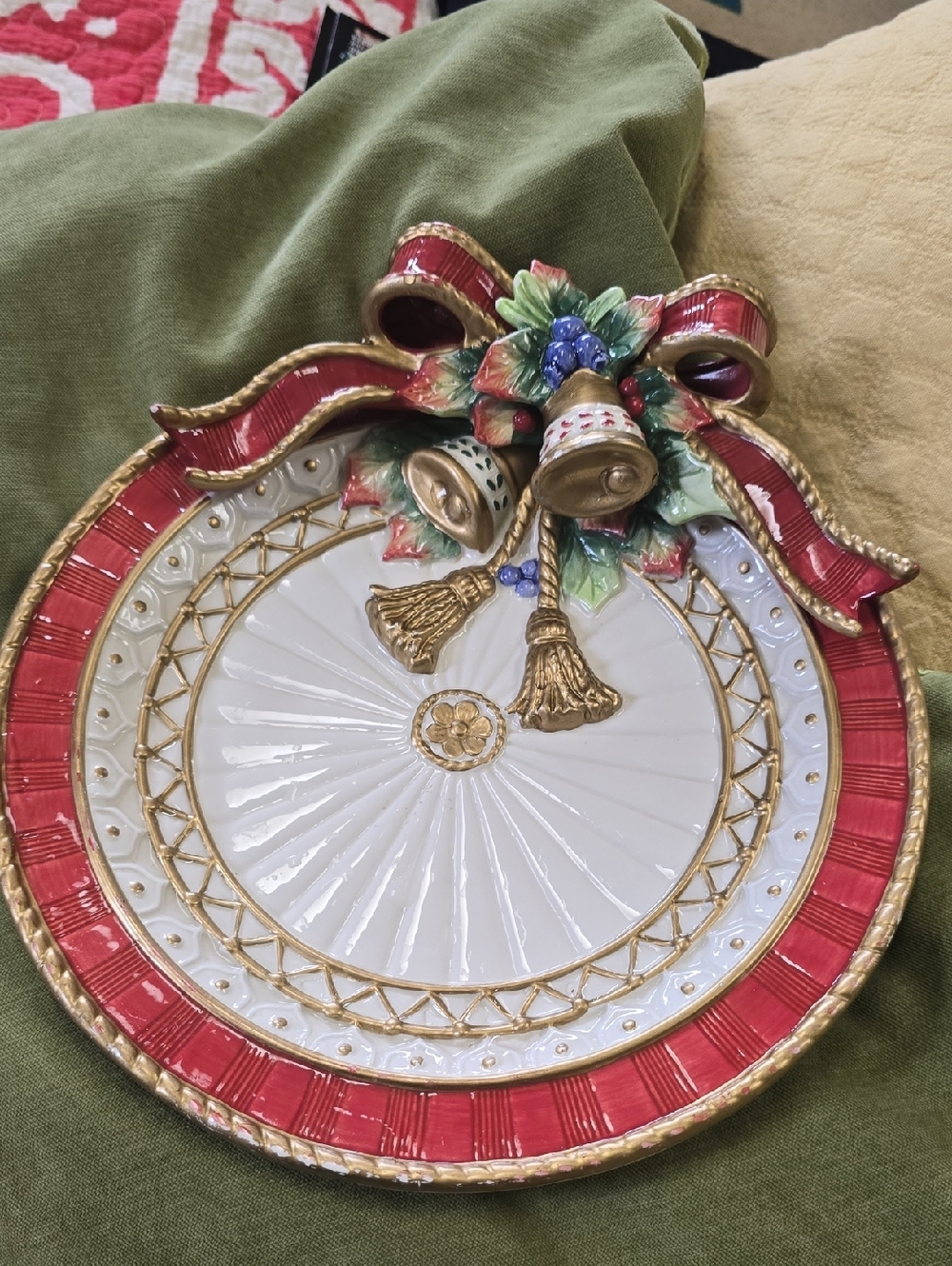 Vintage Fitz And Floyd Christmas Deer Canapé Plate Wall Hanging Decor Bells Bows